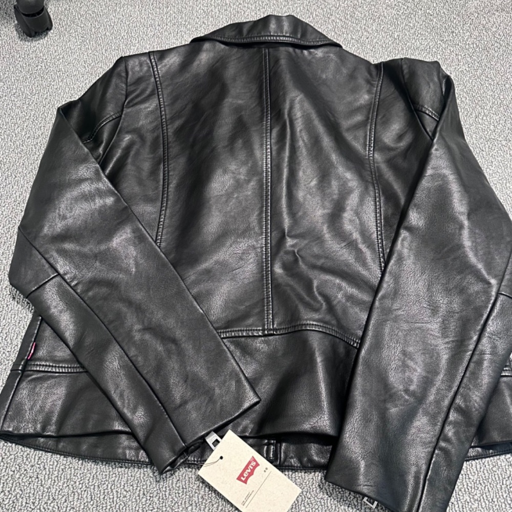 BRAND NEW WITH TAGS - Levi's Women's Asymmetrical Moto Jacket Black - Picture 4 of 10